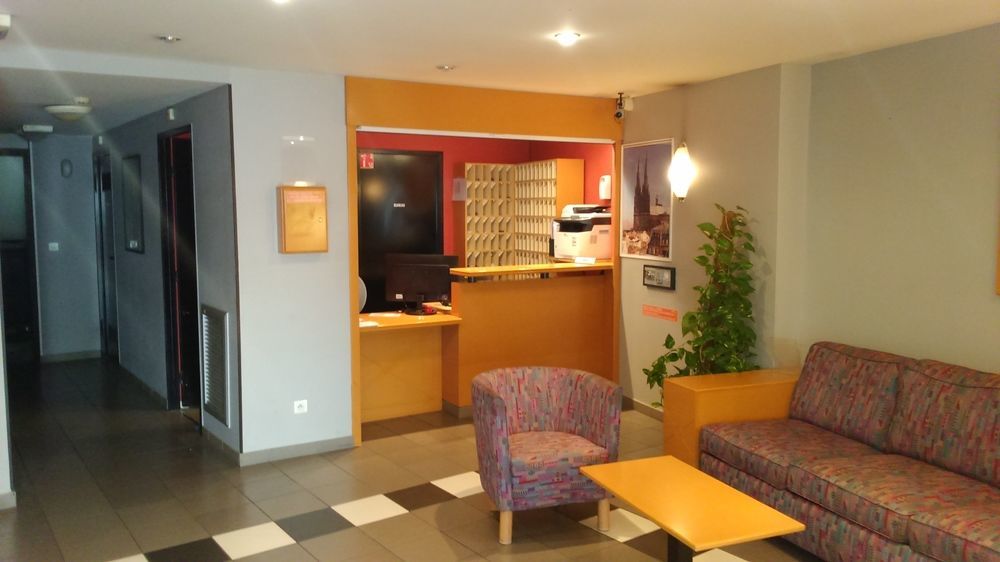 Appart'Hotel Laureades Clermont-Ferrand Centre Jaude ภายนอก รูปภาพ